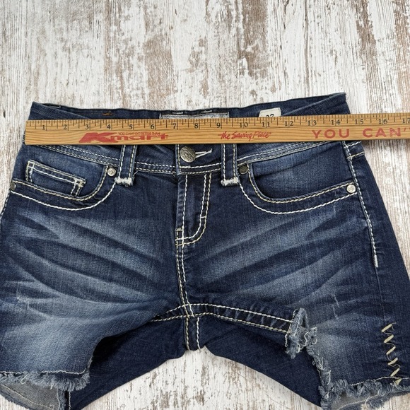 BKE Denim Culture Cut Off Jean Shorts Womens Size 27 Thick Stitch Stretch Blue - Picture 6 of 7